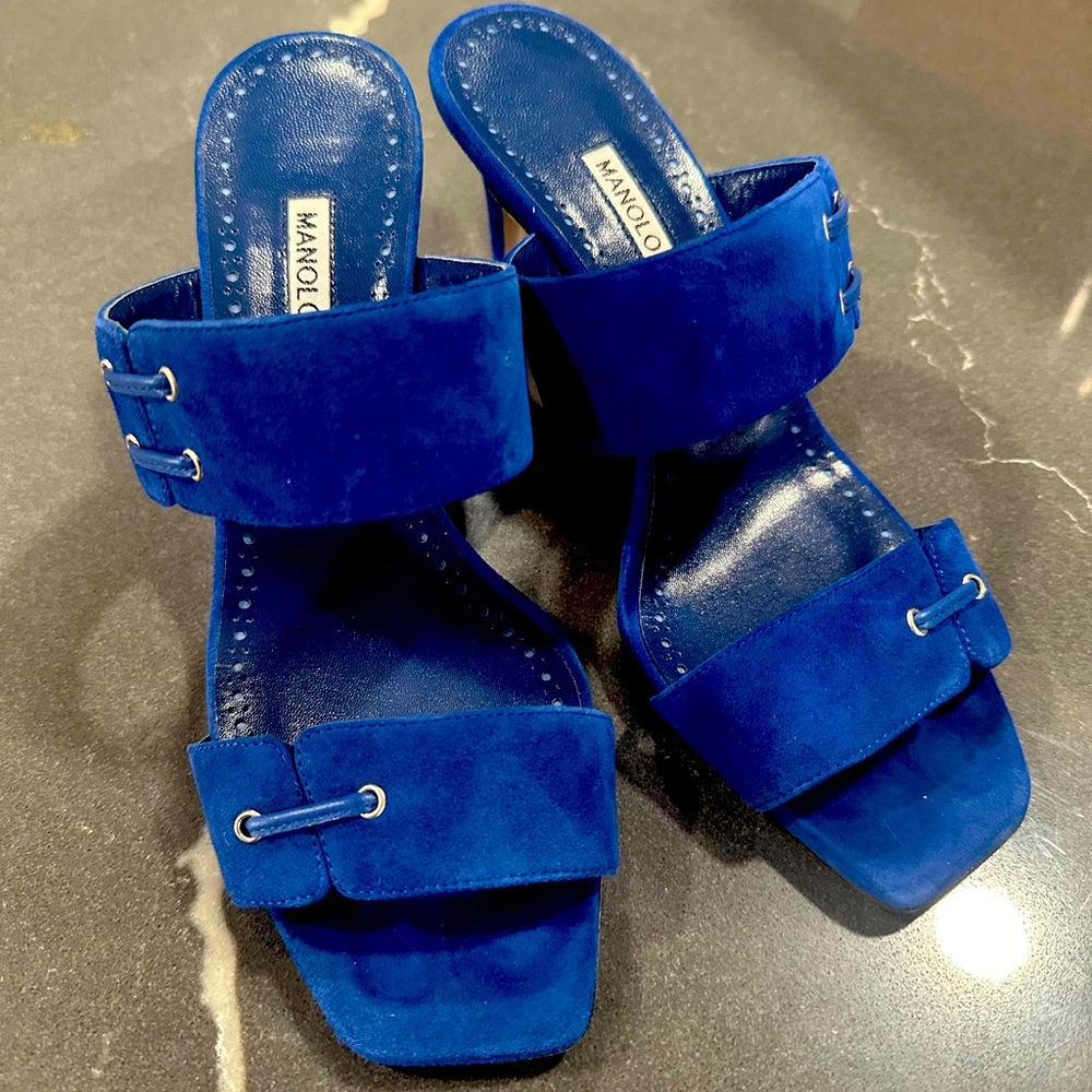 Manolo Blahnik blue heeled mules